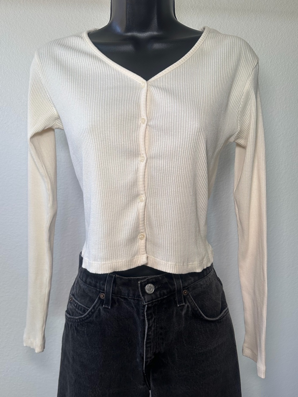 Nomad Ribbed Button Front Cream Cardigan Size Small - Picture 2 of 10